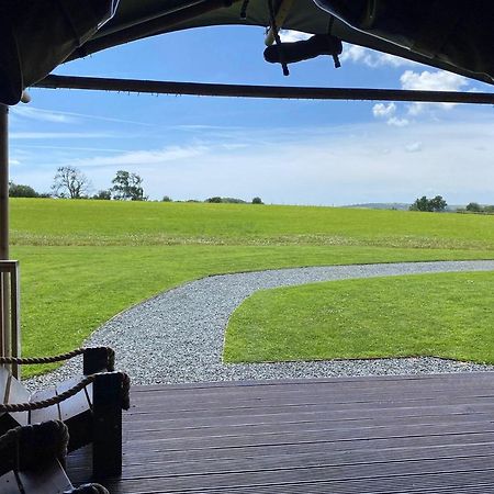 Florence Springs Glamping Gumfreston 外观 照片