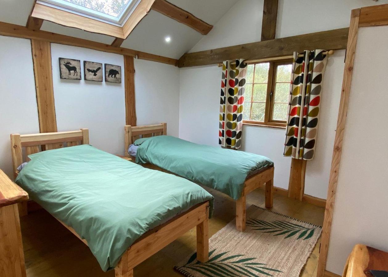 Florence Springs Glamping Gumfreston 外观 照片