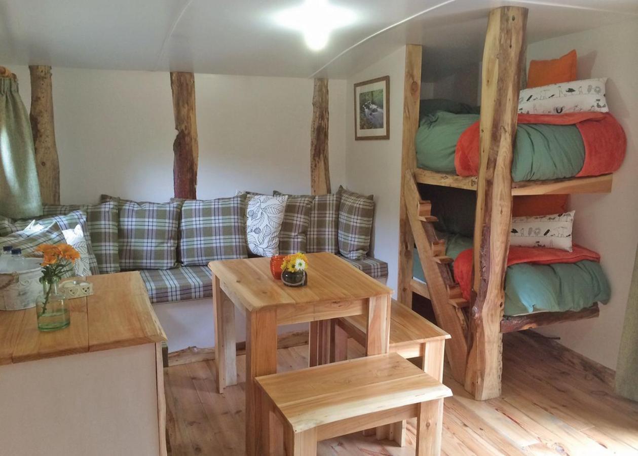 Florence Springs Glamping Gumfreston 外观 照片