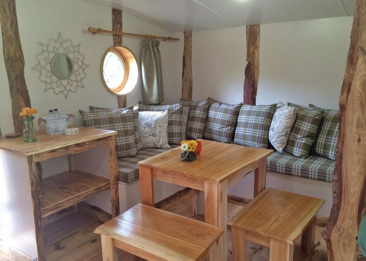 Florence Springs Glamping Gumfreston 外观 照片