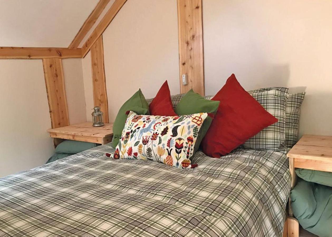 Florence Springs Glamping Gumfreston 外观 照片