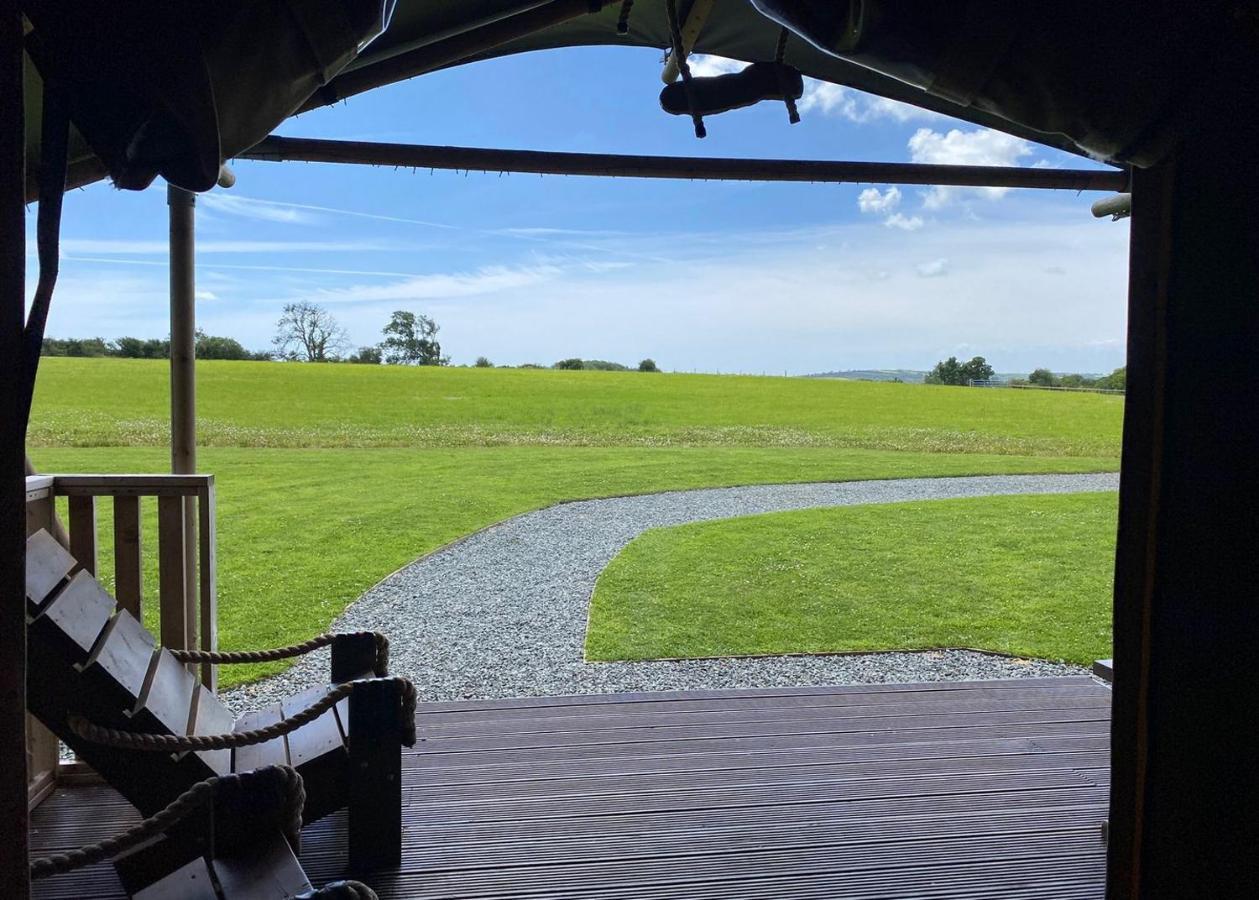Florence Springs Glamping Gumfreston 外观 照片